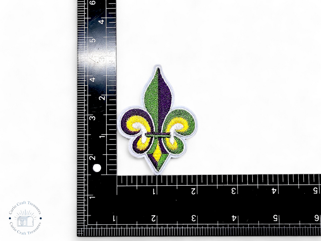 Embroided Patch, Iron on, Glue, Craft supply, Embroidery, Fabric, Fleur de lys, Quebec, Québec, fleur-de-lis, France
