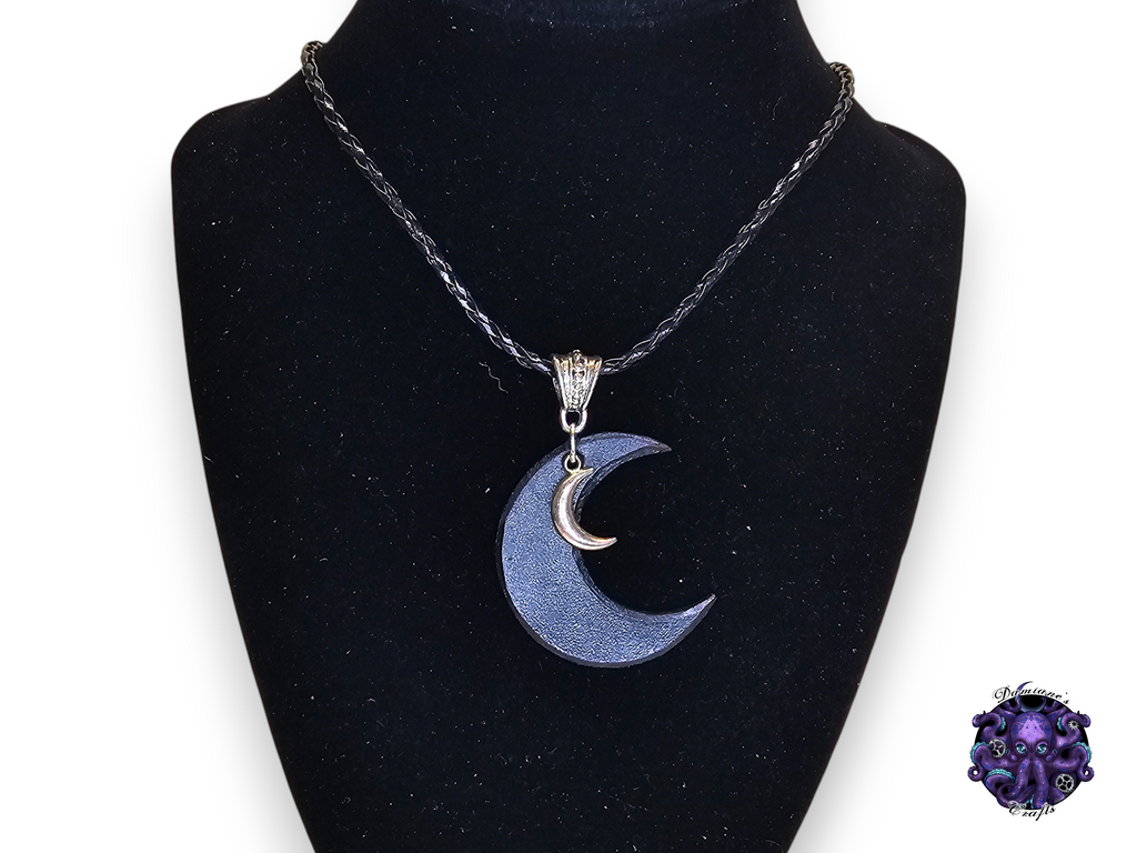 Collier en cuir véritable avec pendentif en forme de croissant de lune, symbole de magie, de gothique, de wicca et de déesse, noir.