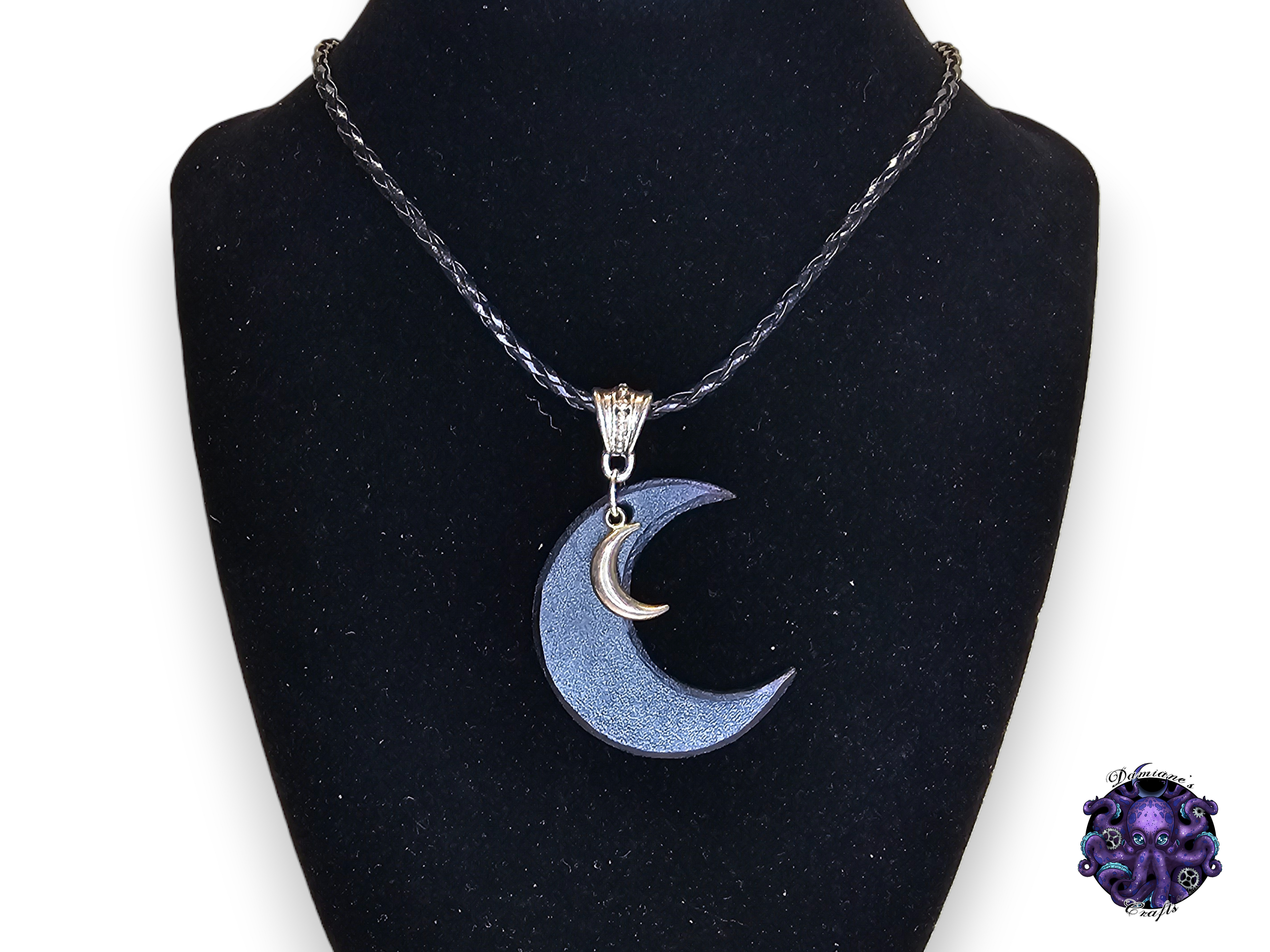 Real leather, neckacle, pendant, Crescent moon, magic, gothic, wicca, goddess, Black