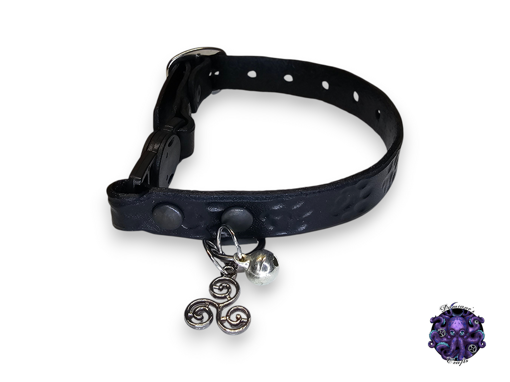 Real leather, Cat collar, ombre, paw print, security clip, charm, magic, pentagram, moon