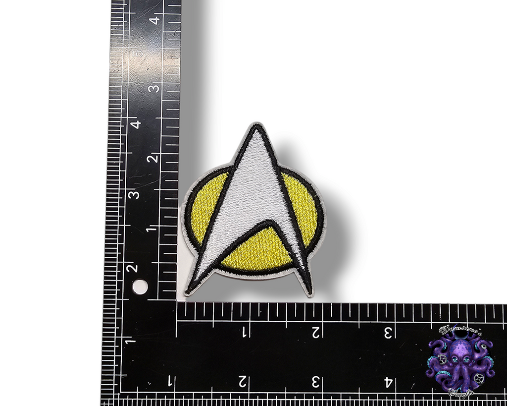Embroided Patch, Iron on, Glue, Craft supply, Embroidery, Fabric, Movie, Tv show, tv serie, science fiction, futur, space, extraterrestrial