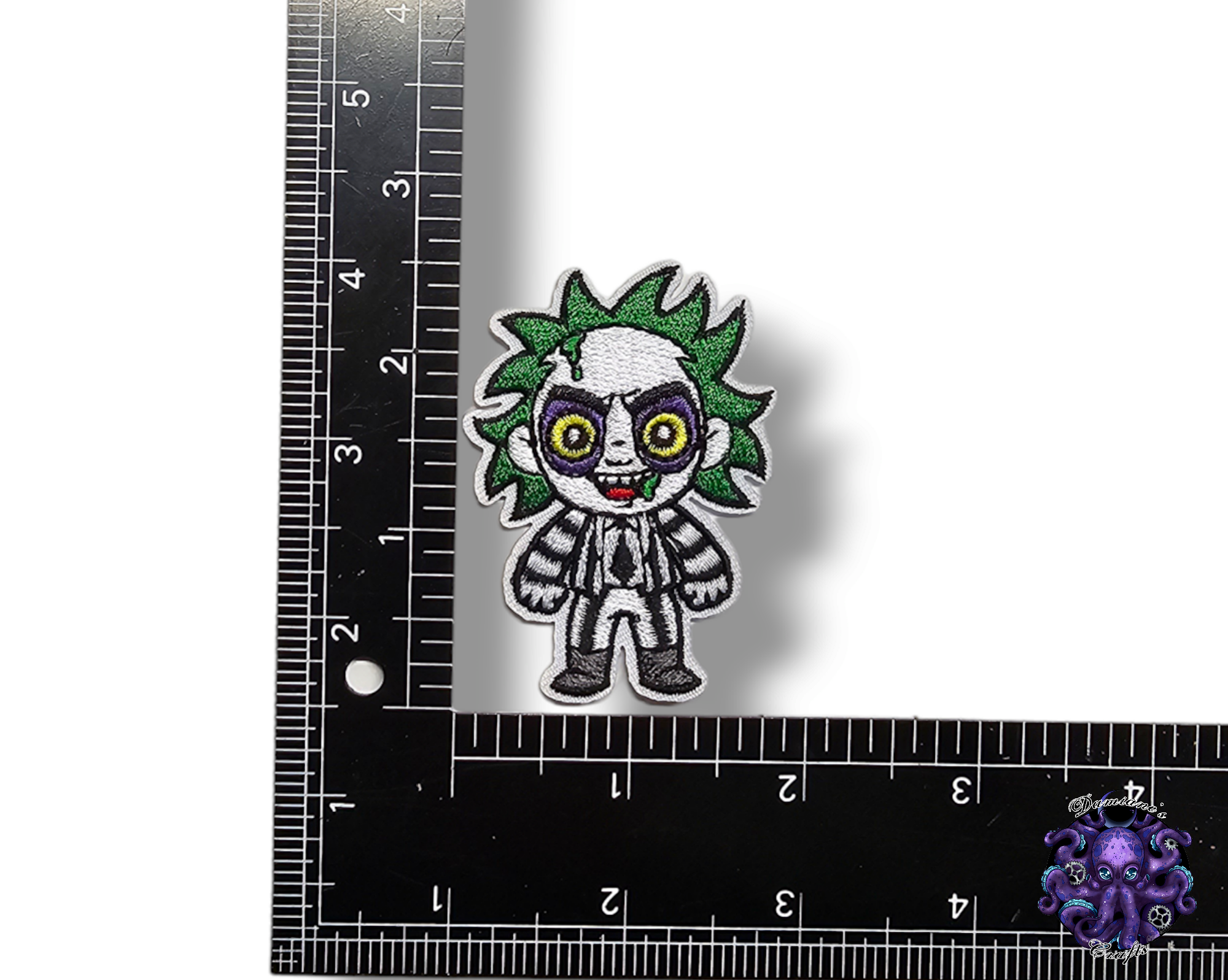 Embroided Patch, Iron on, Glue, Craft supply, Embroidery, Fabric, Movie, Old movies, classic, horror, 80s, knife, chibi